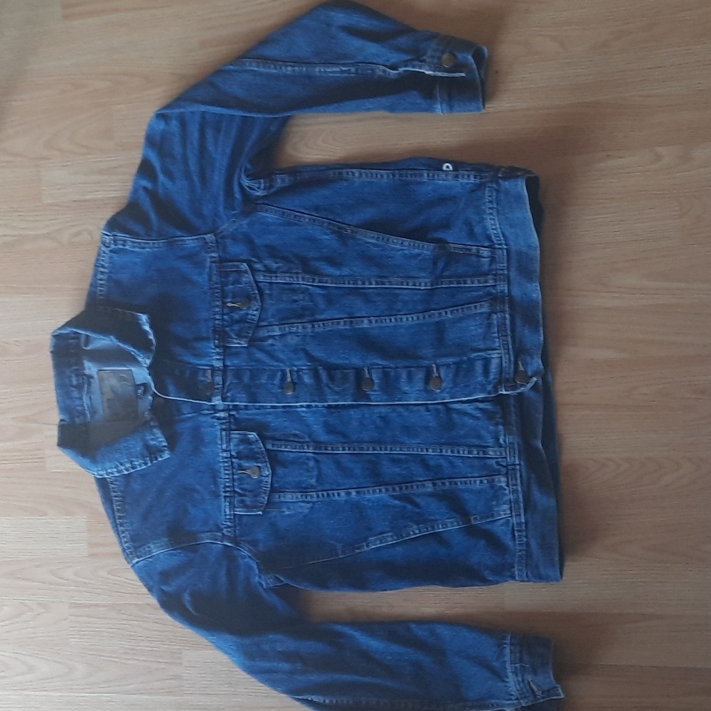 Denver Hayes jacket